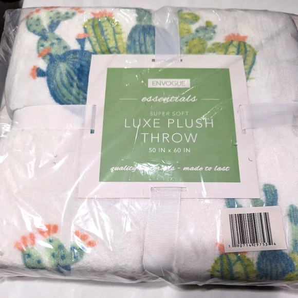 Envogue essentials oversized throw hotsell